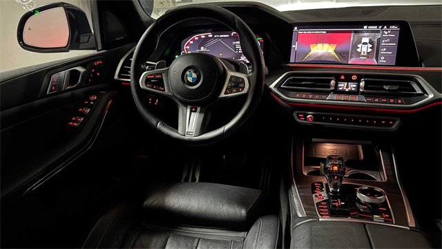 Used 2020 BMW X7 M50i w/ Executive Package image 38
