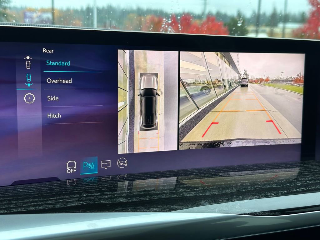 Used 2025 Cadillac Escalade IQ Luxury 1 image 28