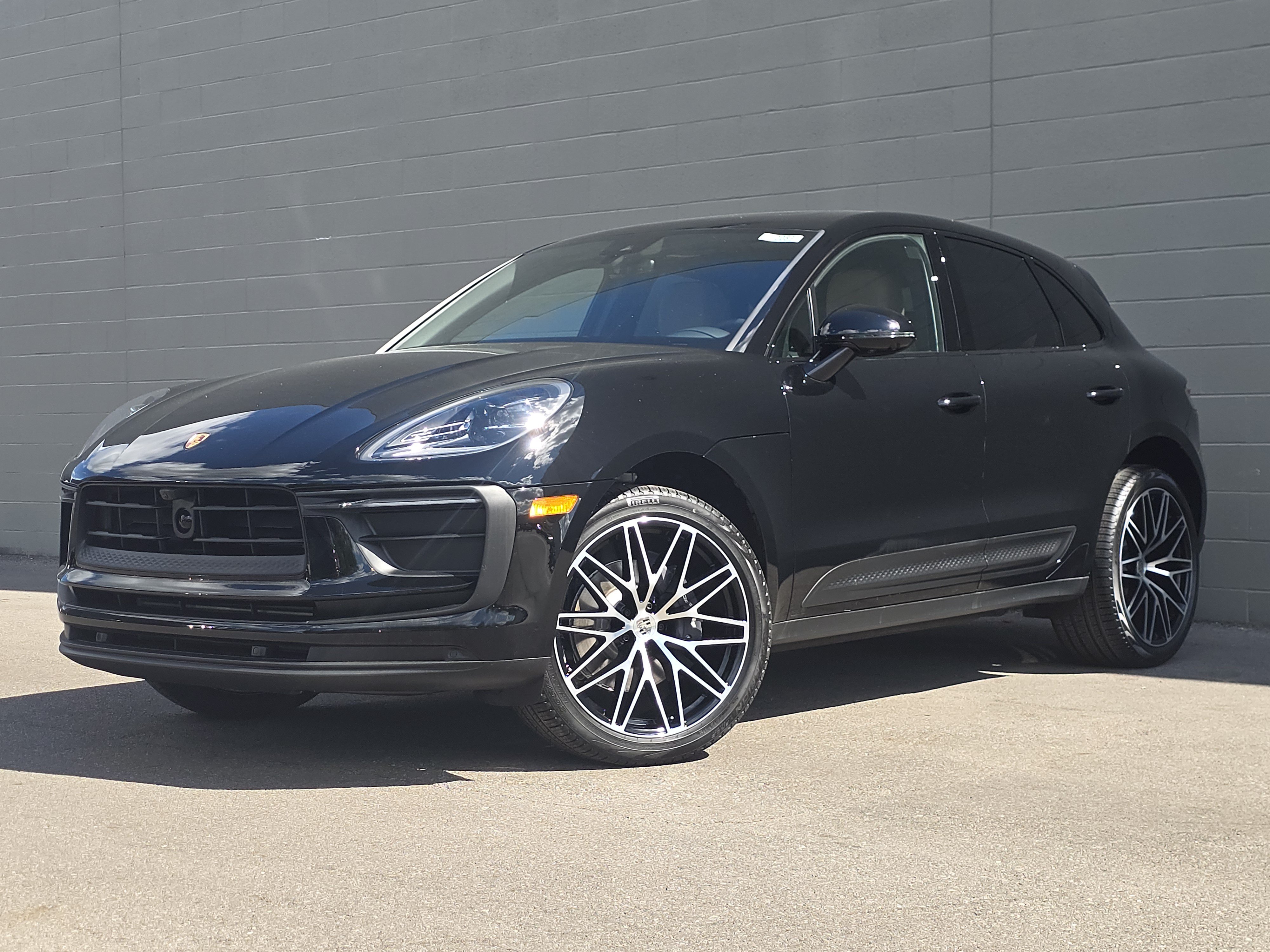 New 2026 Porsche Macan AWD/4WD image 1