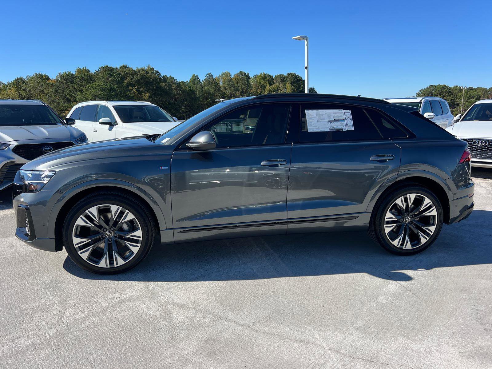 New 2026 Audi Q8 Premium Plus image 8
