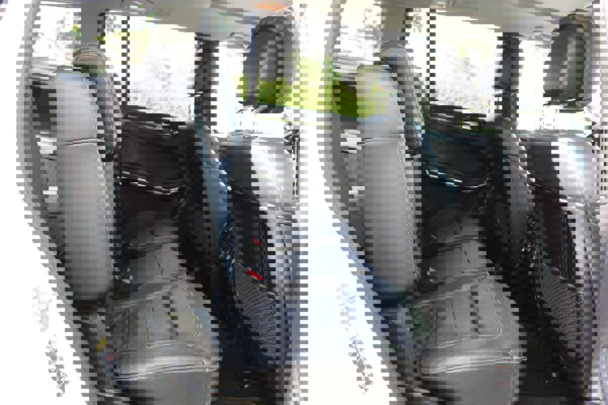 Used 2015 Mercedes-Benz GL 550 4MATIC image 19