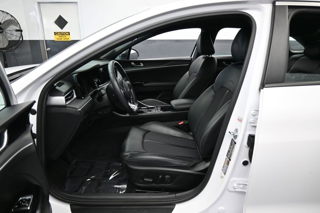 Used 2023 Kia K5 GT-Line w/ GT-Line Premium Package FWD image 11