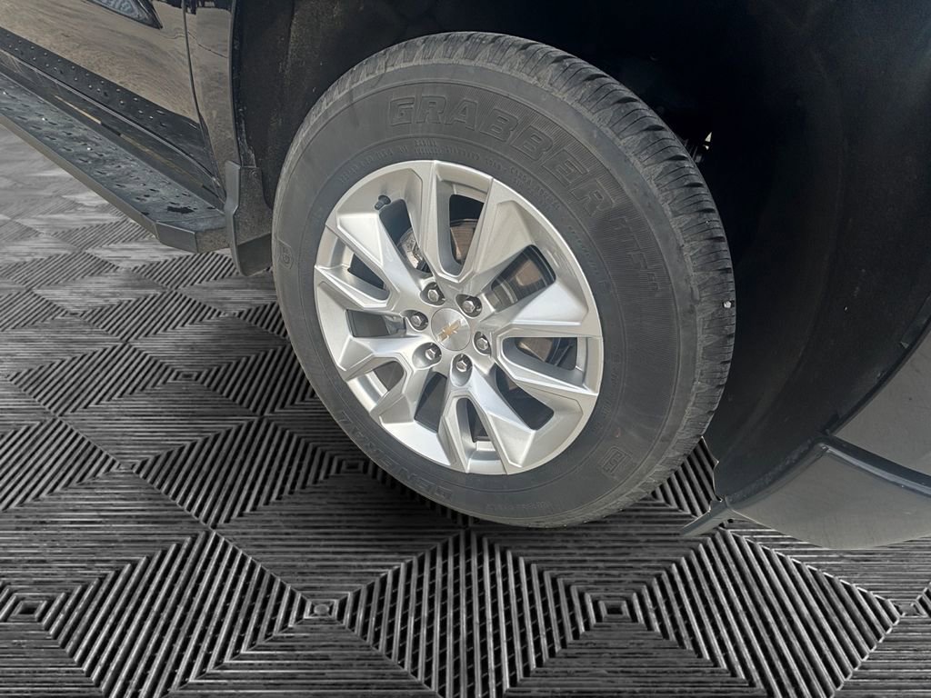 Used 2023 Chevrolet Silverado 1500 Custom image 17