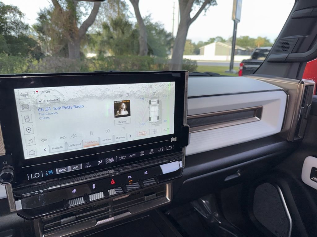 Used 2025 GMC Hummer EV 3X w/ LPO, Dark Essentials Package AWD/4WD image 50