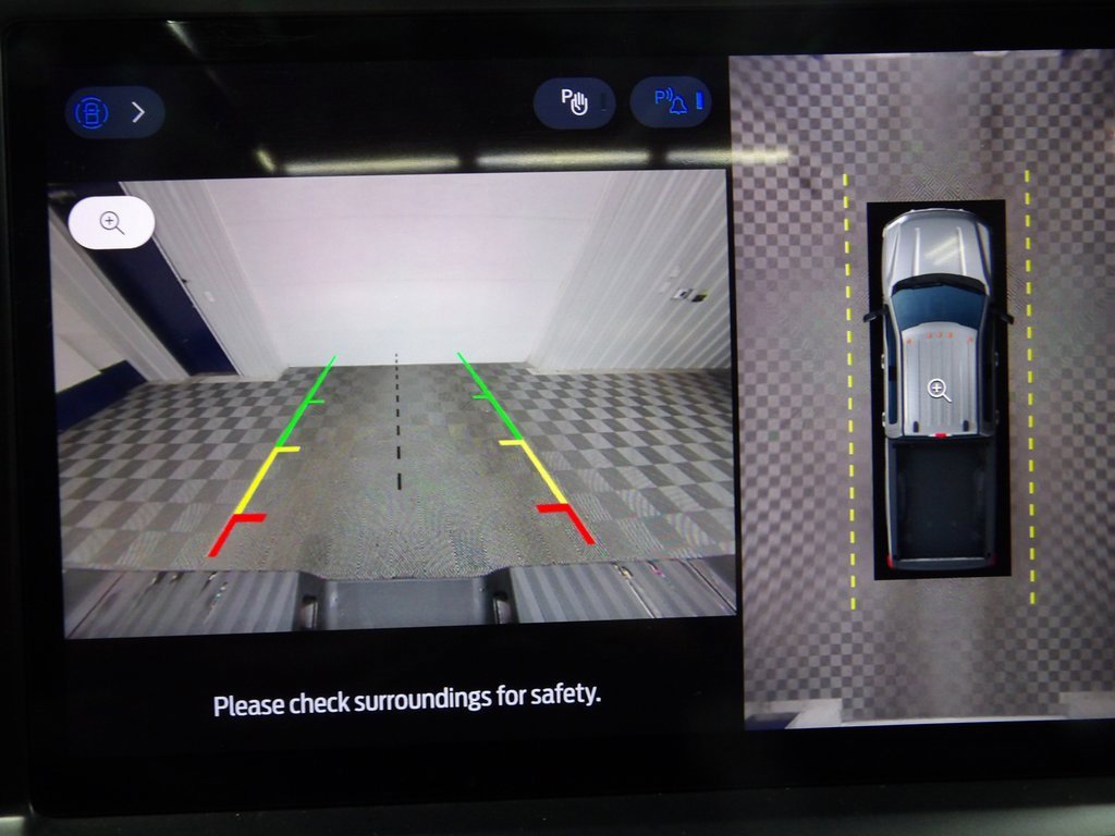 Used 2024 Ford F250 Lariat w/ Black Appearance Package image 17