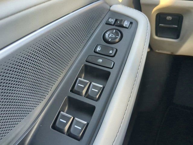 Used 2025 Acura MDX FWD w/ Technology Package image 21