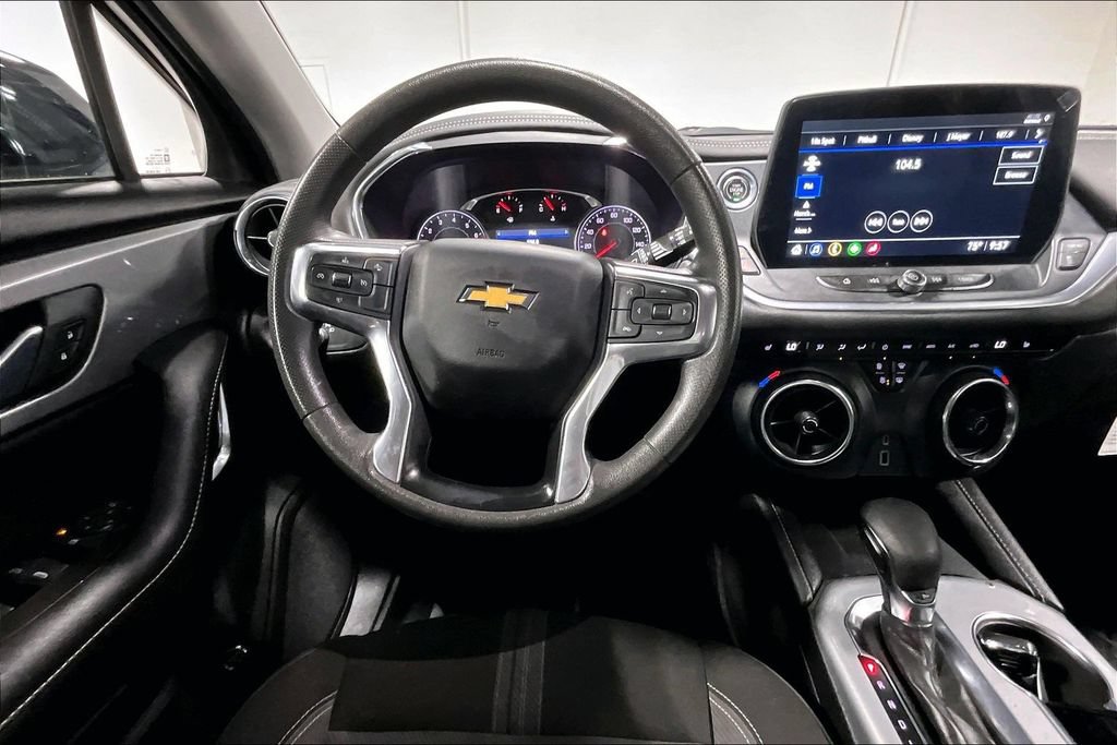 Used 2024 Chevrolet Blazer LT w/ Redline Edition FWD image 6