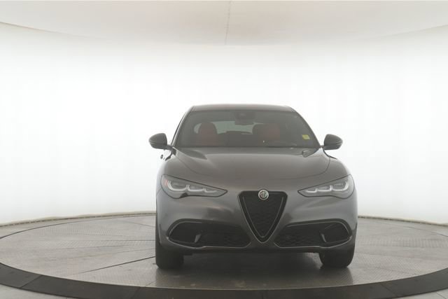 Used 2024 Alfa Romeo Stelvio Sprint AWD/4WD image 12