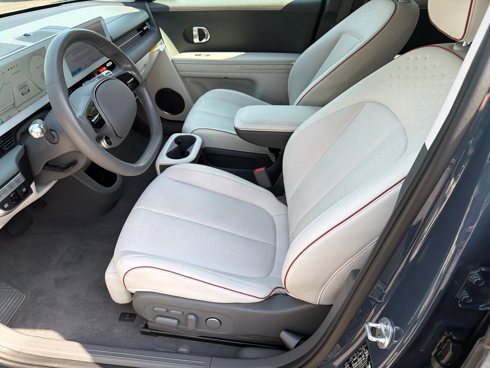 Certified 2023 Hyundai Ioniq 5 Limited AWD/4WD image 3
