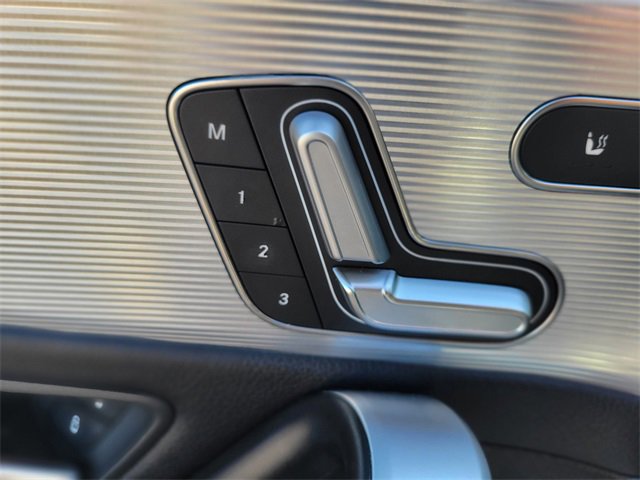 Used 2020 Mercedes-Benz A 220 A 220 image 18