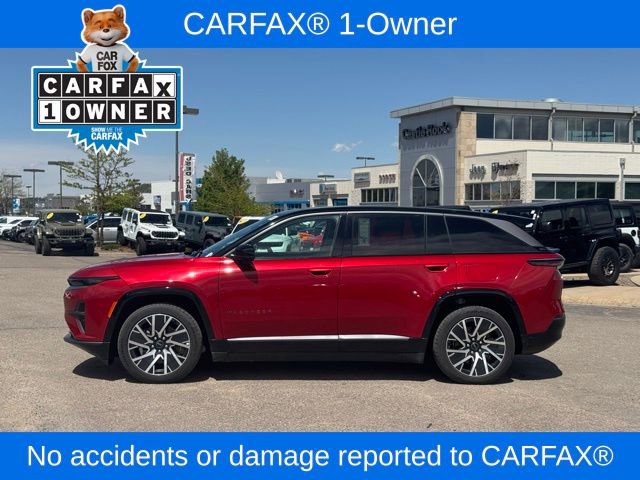 Used 2025 Jeep Wagoneer S Limited AWD/4WD image 2