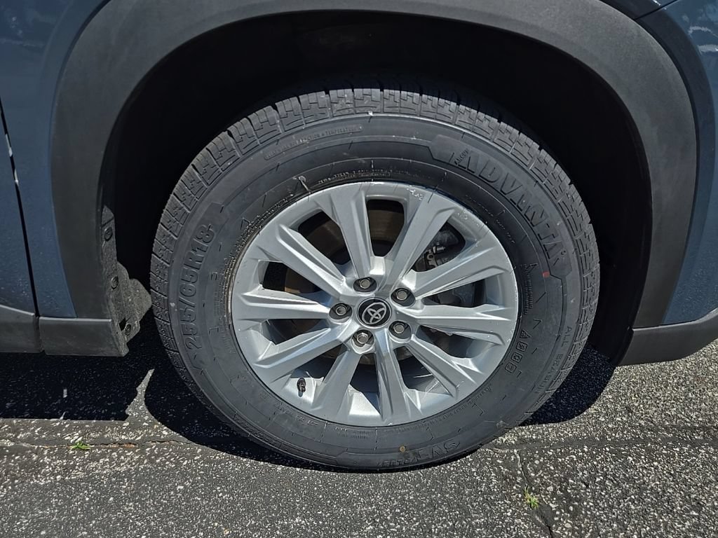 Used 2024 Toyota Grand Highlander AWD image 19