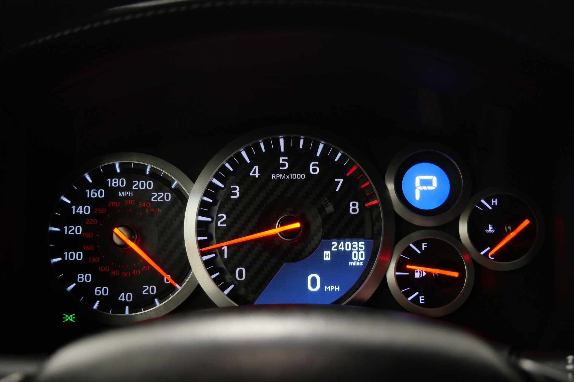 Used 2015 Nissan GT-R Premium AWD/4WD image 20