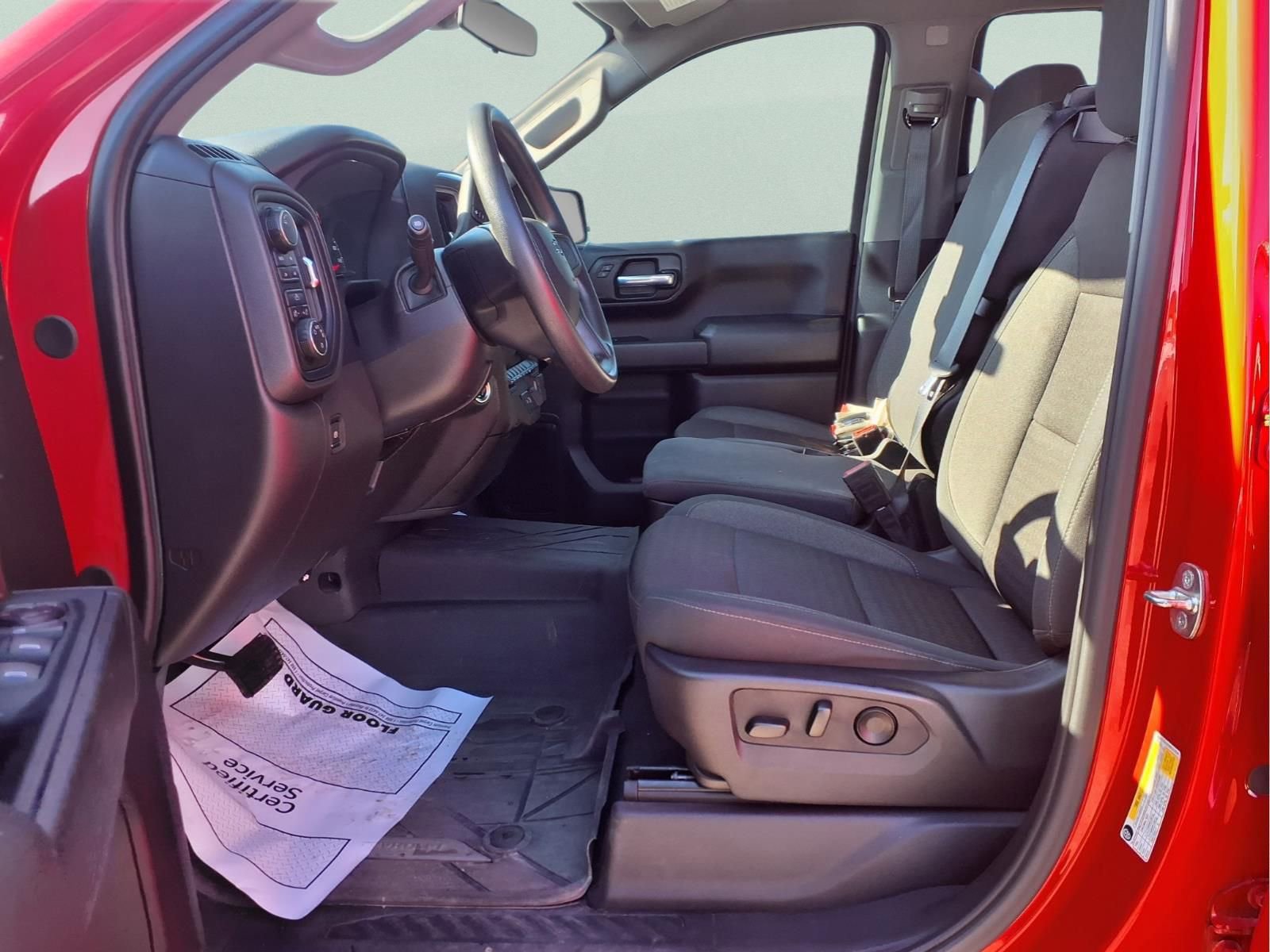 Used 2024 Chevrolet Silverado 1500 Custom Trail Boss w/ Dark Appearance Package image 22