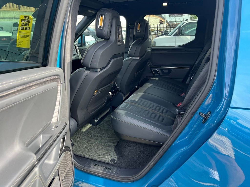 Used 2022 Rivian R1T Adventure AWD/4WD image 12
