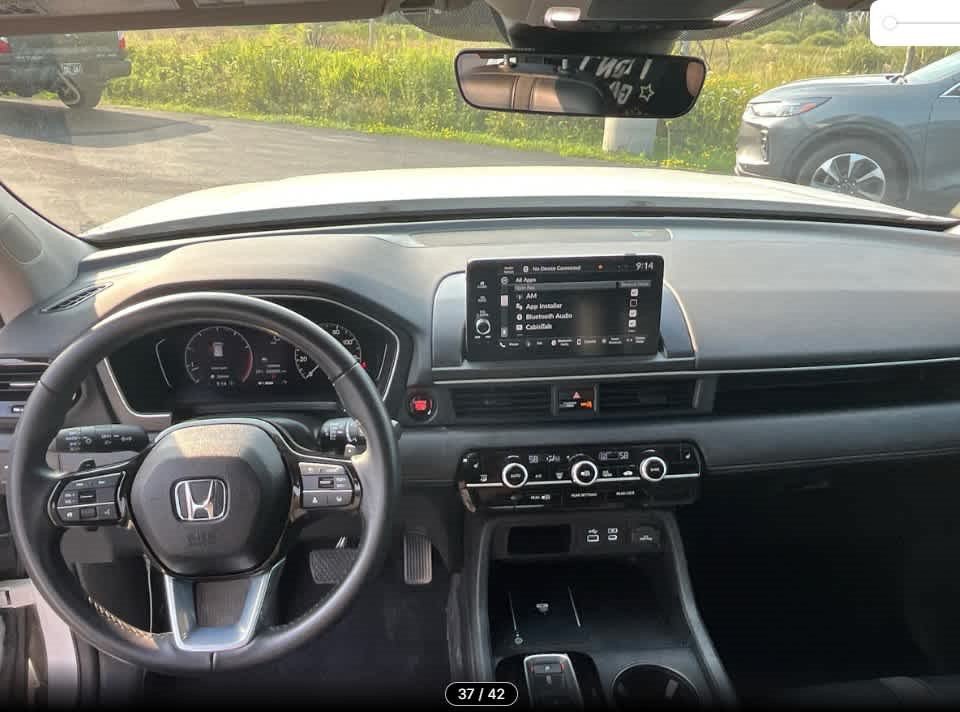 Used 2023 Honda Pilot EX-L image 8