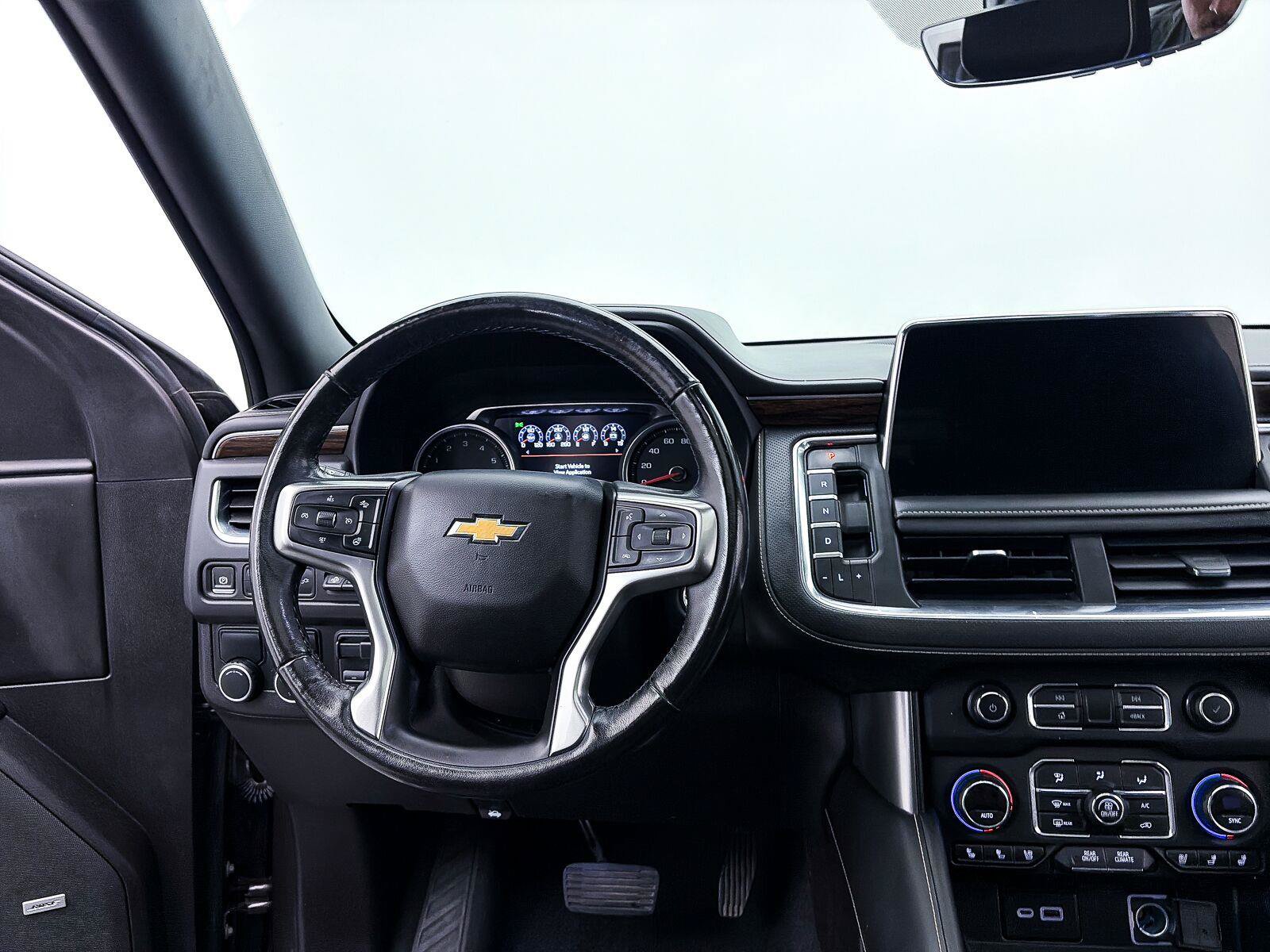 Used 2021 Chevrolet Tahoe Premier w/ Premium Package RWD image 6