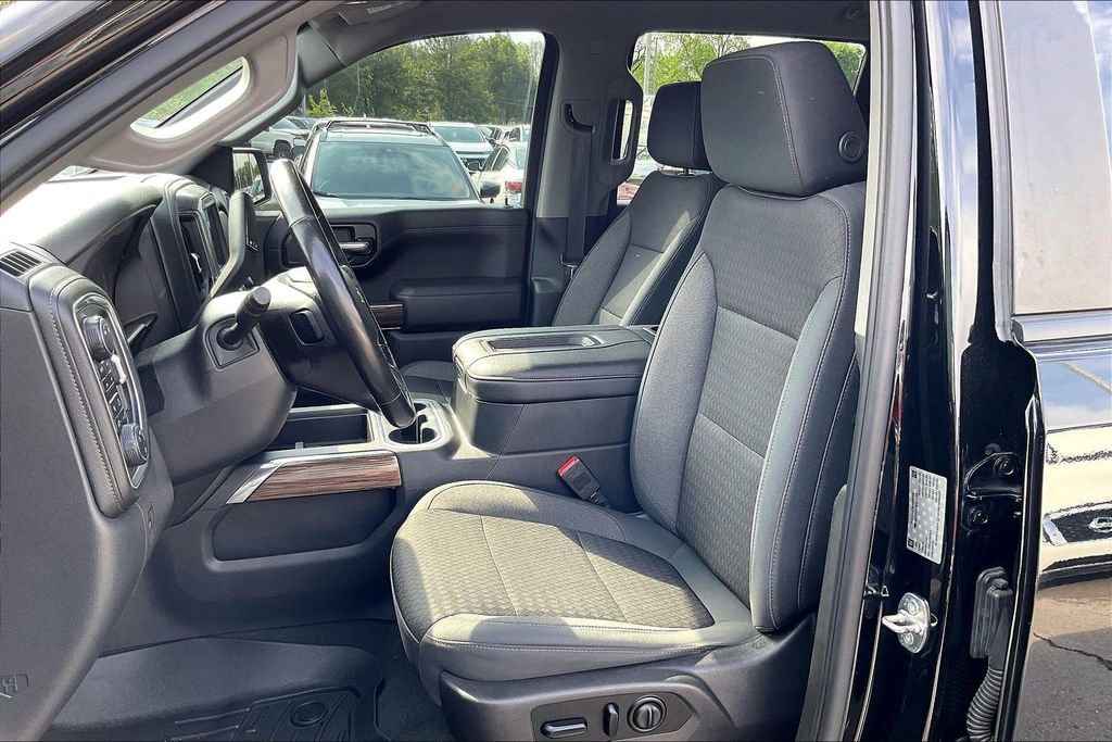 Used 2019 Chevrolet Silverado 1500 LT Trail Boss AWD/4WD image 35