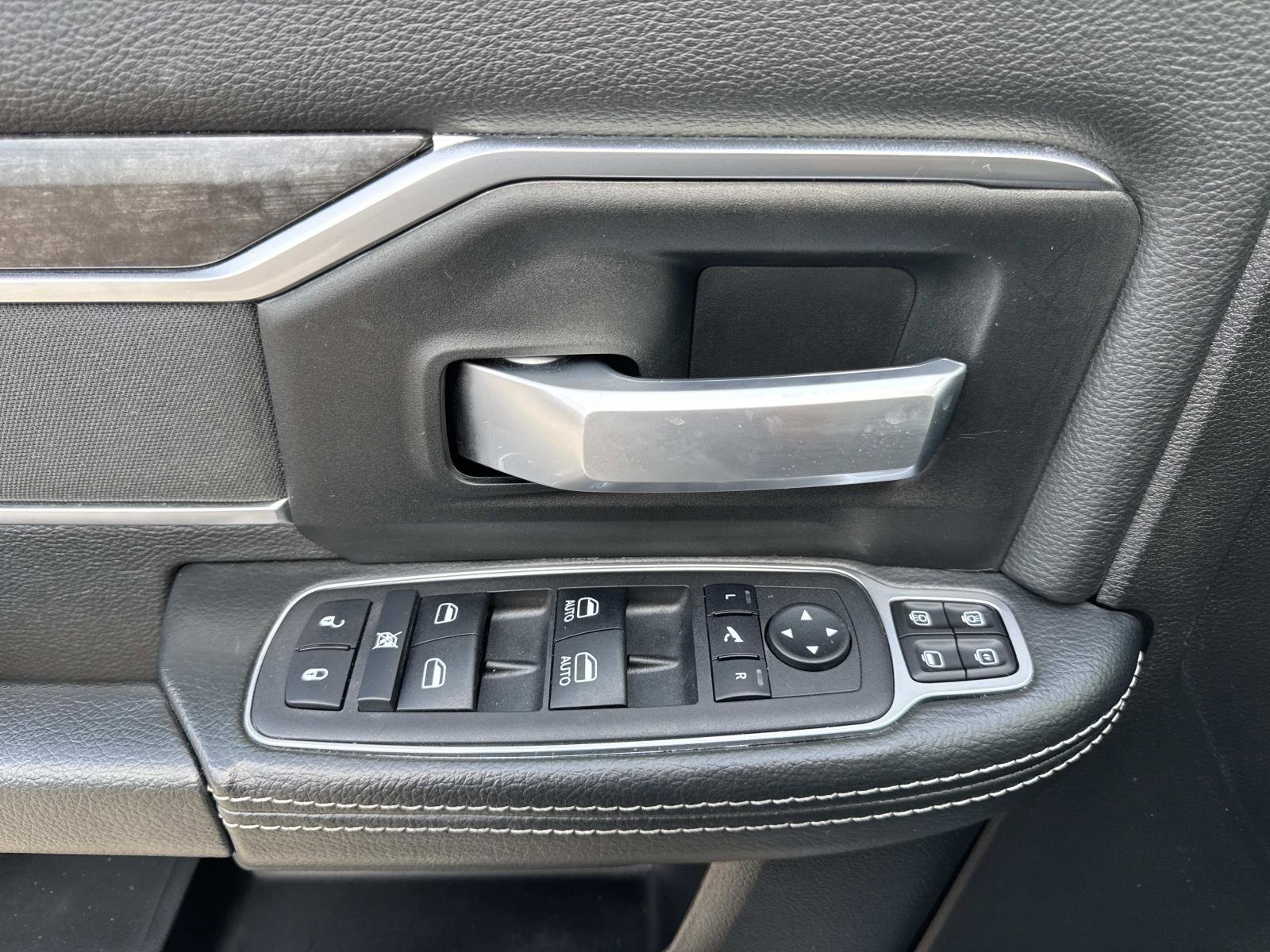 Used 2024 RAM 2500 Big Horn w/ Bed Utility Group image 19