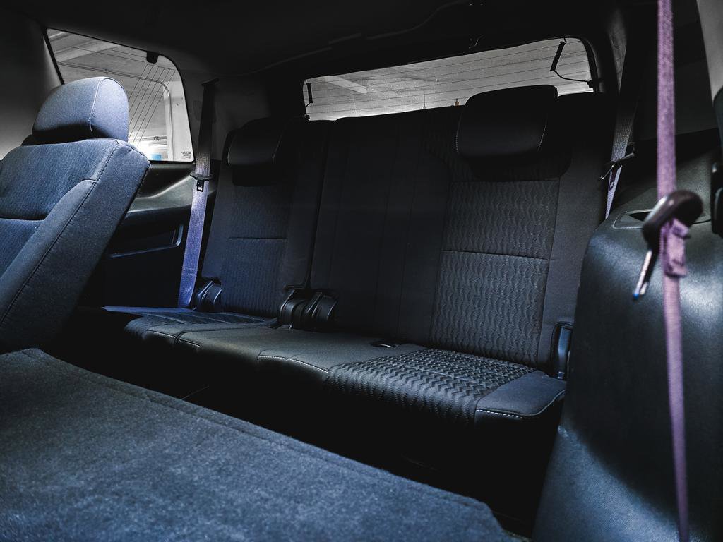 Used 2016 Chevrolet Tahoe LS w/ Enhanced Driver Alert Package image 20