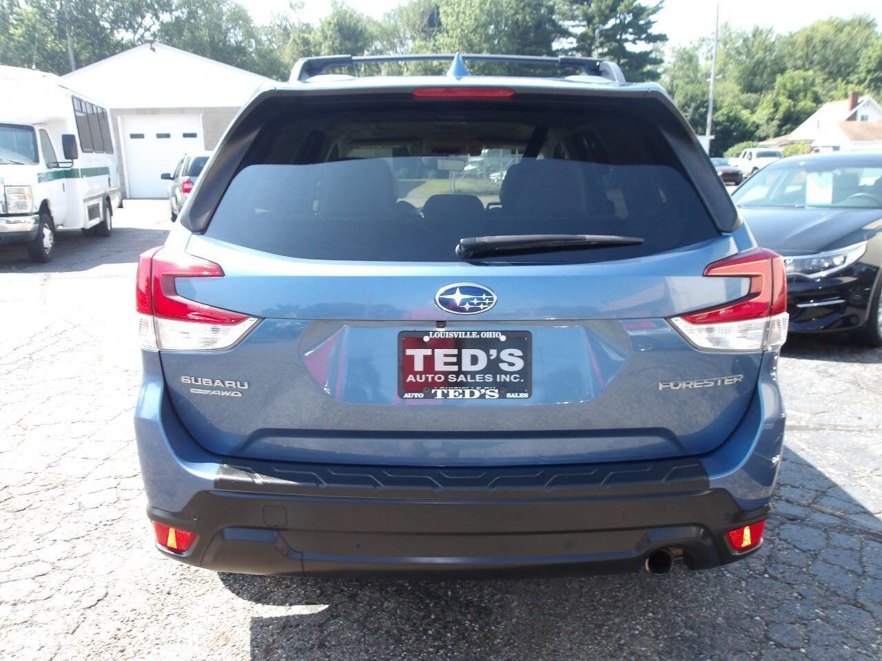 Used 2020 Subaru Forester Limited w/ Popular Package #3 image 10