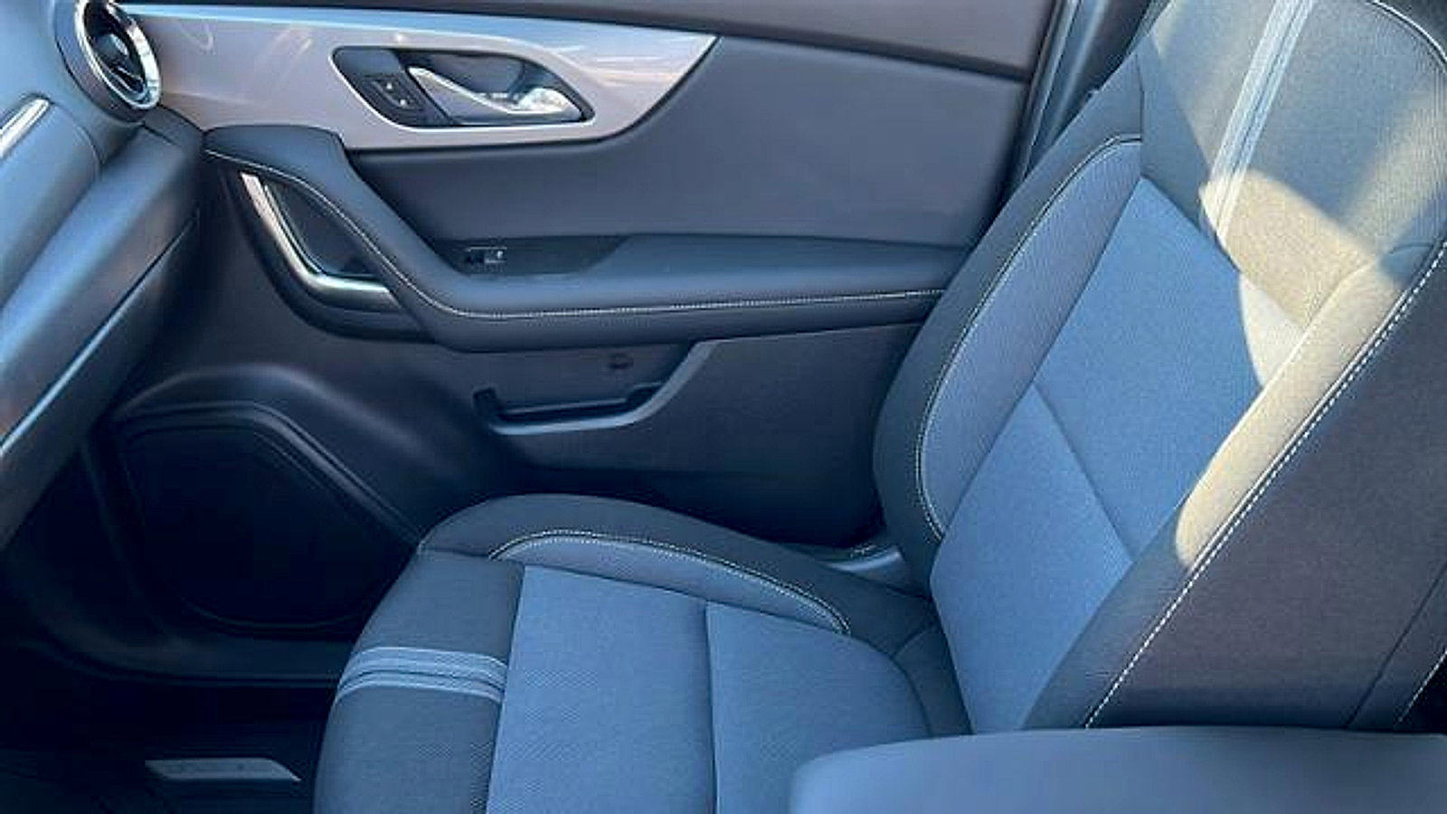 New 2026 Chevrolet Blazer LT w/ Convenience Package image 19