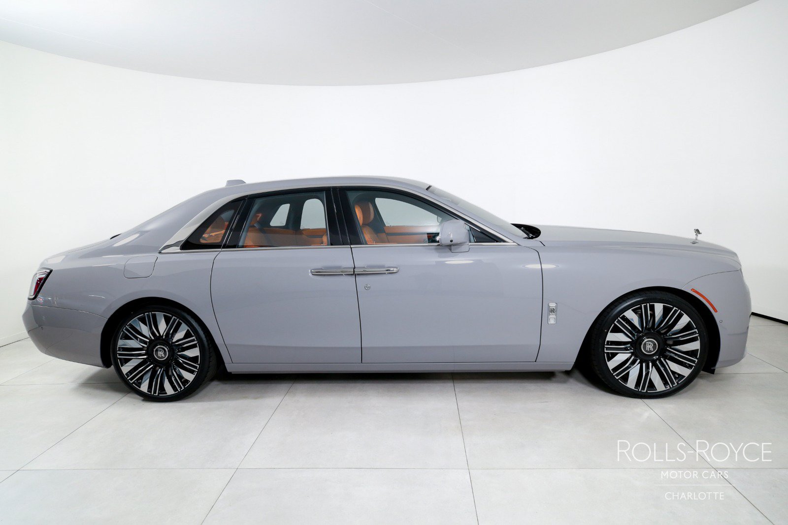 New 2027 Rolls-Royce Ghost AWD/4WD image 10