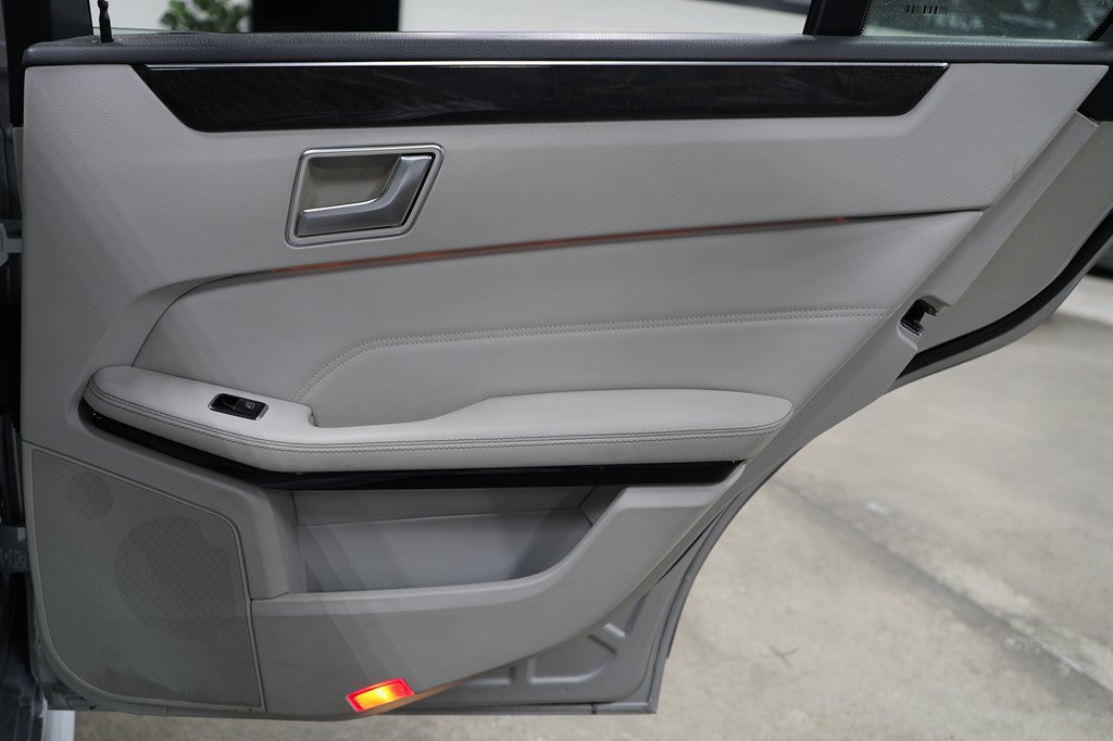 Used 2014 Mercedes-Benz E 350 Sedan w/ Premium 1 Package image 27