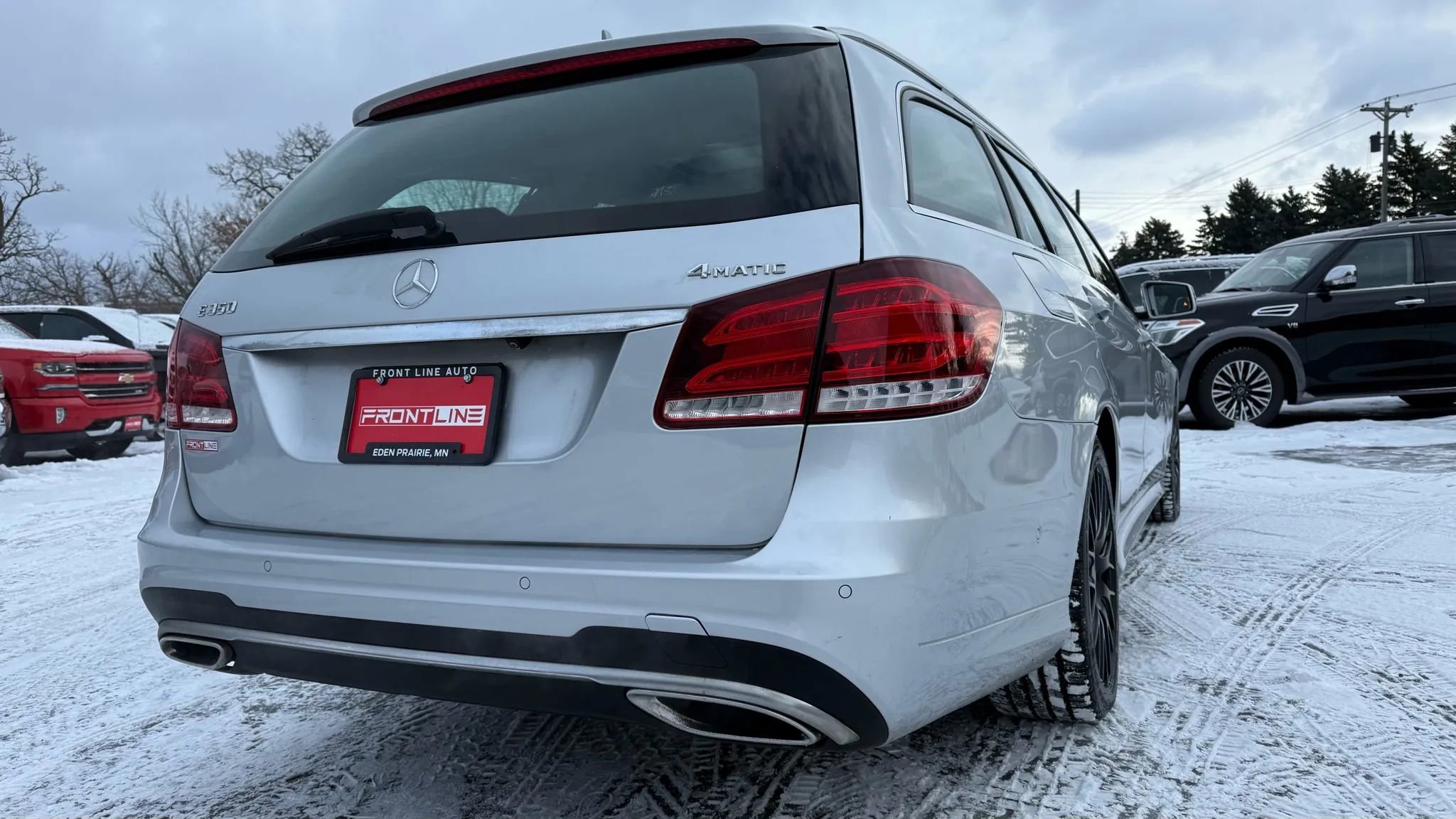 Used 2016 Mercedes-Benz E 350 4MATIC Wagon w/ Premium Package image 9