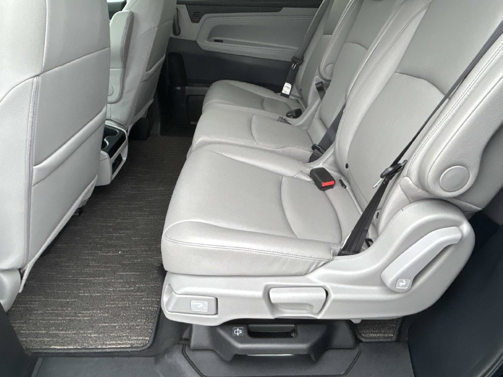 Used 2024 Honda Odyssey EX-L image 13