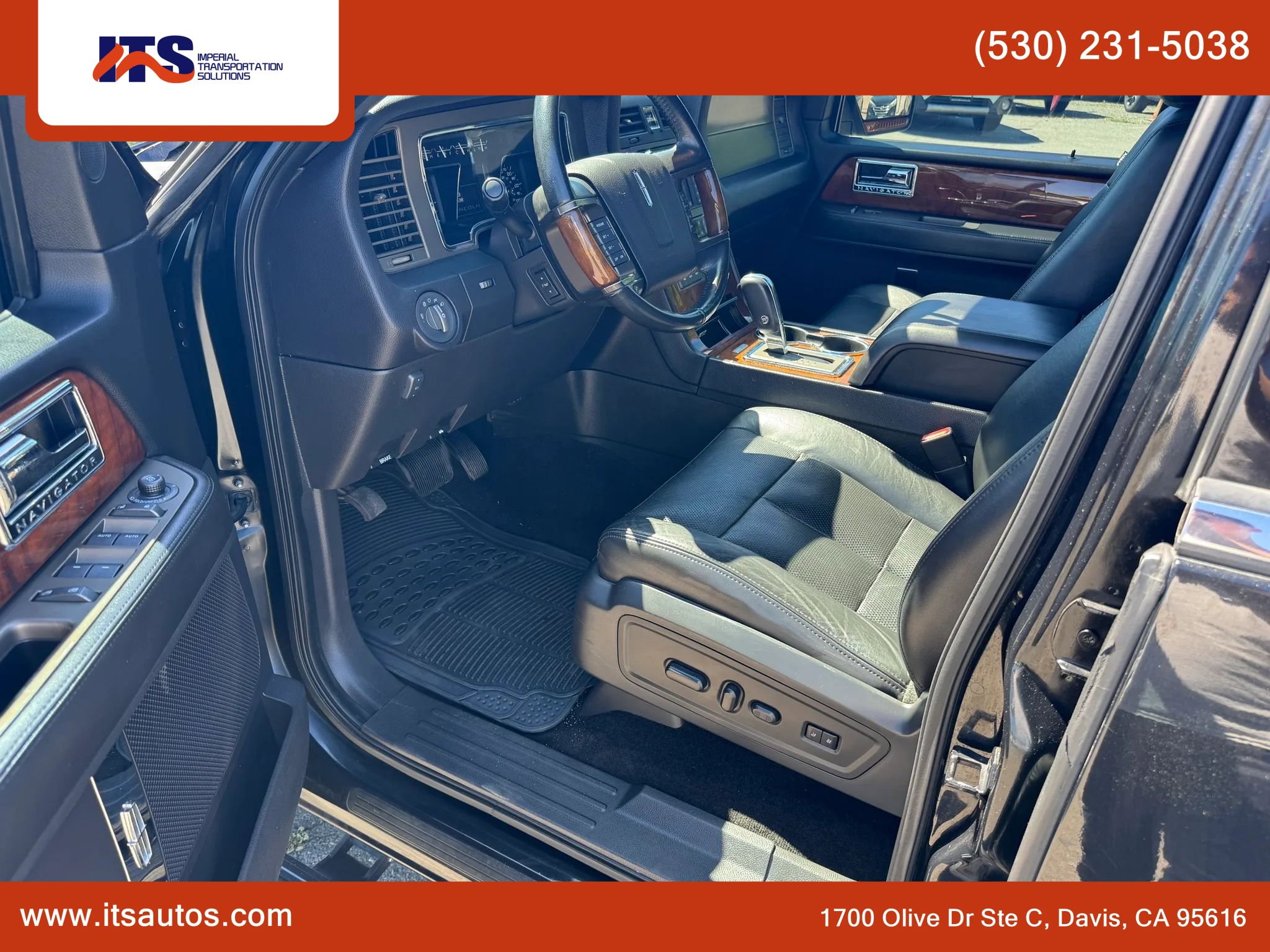 Used 2013 Lincoln Navigator 2WD w/ HD Trailer Tow Pkg image 9