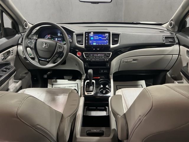 Used 2017 Honda Ridgeline RTL-E image 2