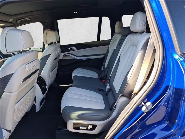 Certified 2025 BMW X7 M60i AWD/4WD image 18