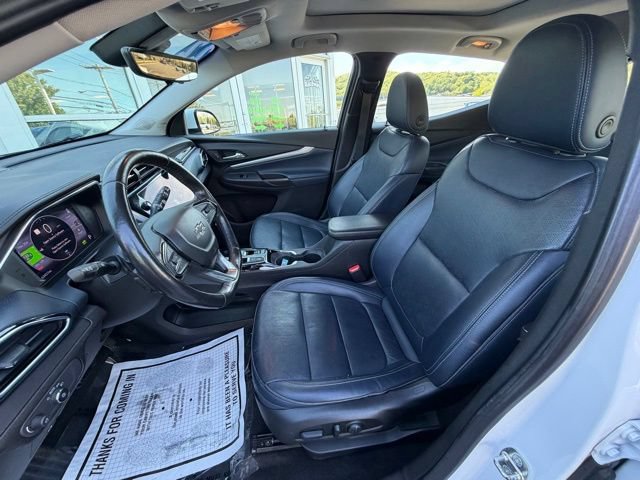 Certified 2022 Chevrolet Bolt EUV Premier w/ Sun & Sound Package FWD image 19