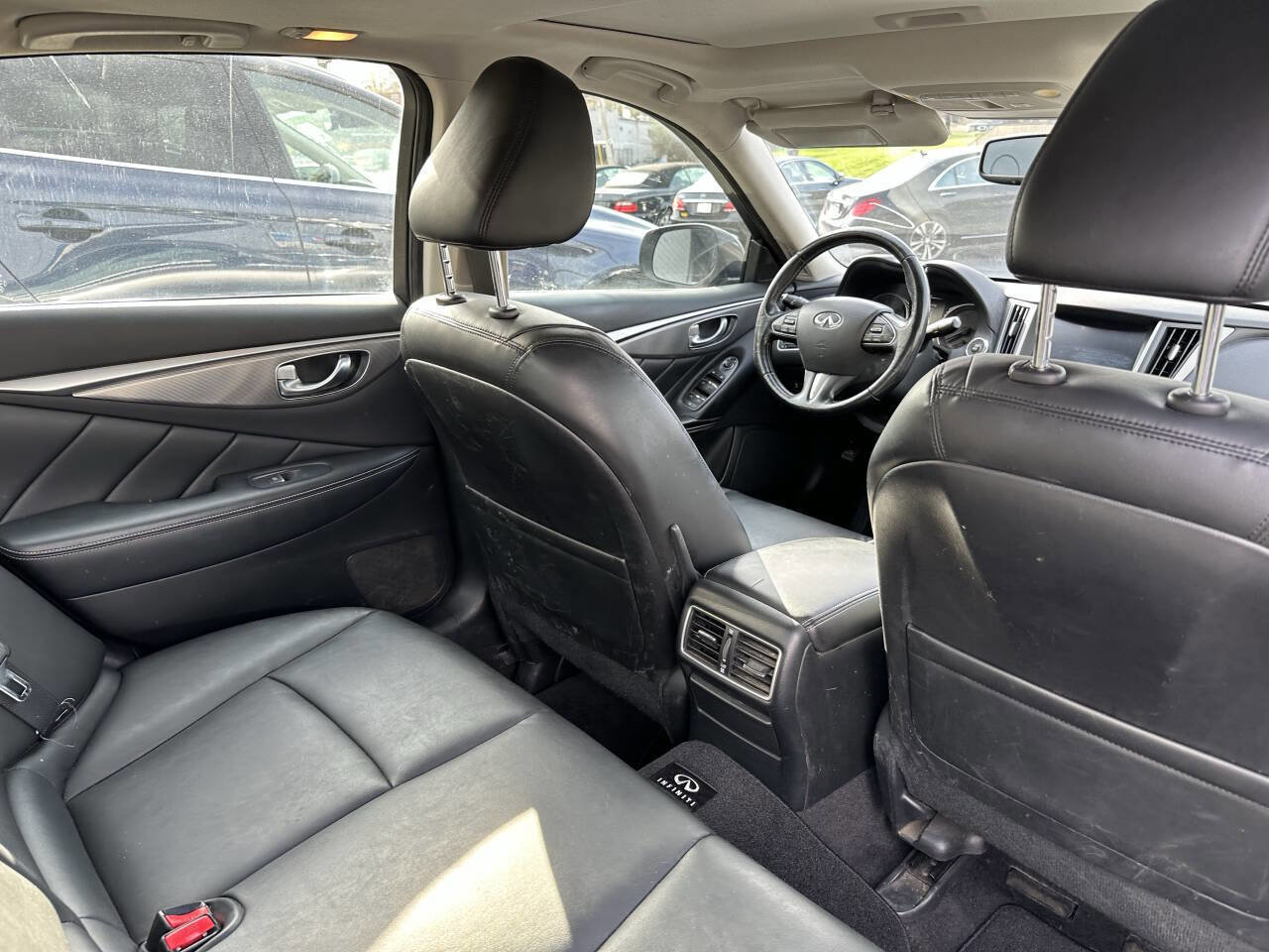 Used 2015 INFINITI Q50 Premium w/ Navigation Package image 23
