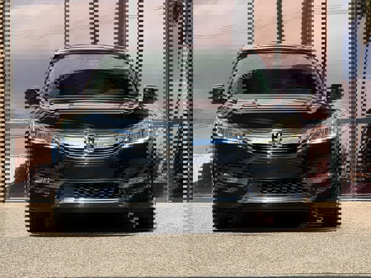 Used 2016 Honda Accord Touring image 20