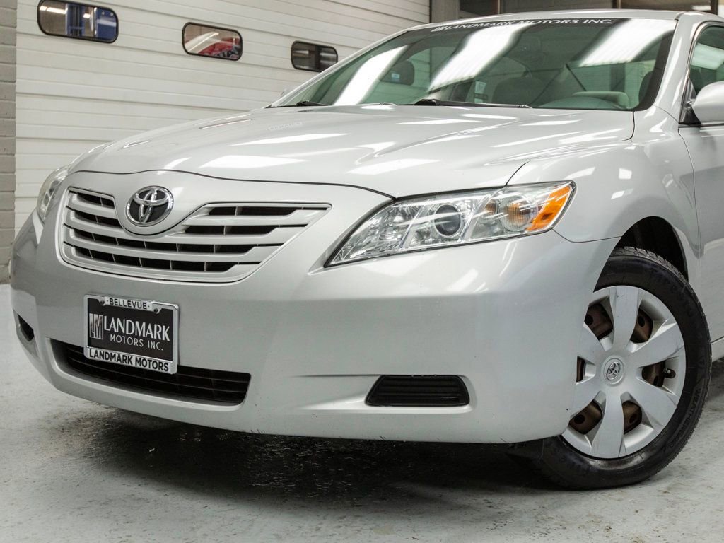Used 2008 Toyota Camry LE image 10