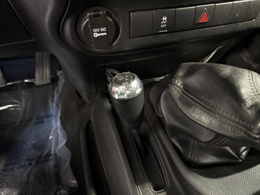 Used 2012 Jeep Wrangler Sport AWD/4WD image 21