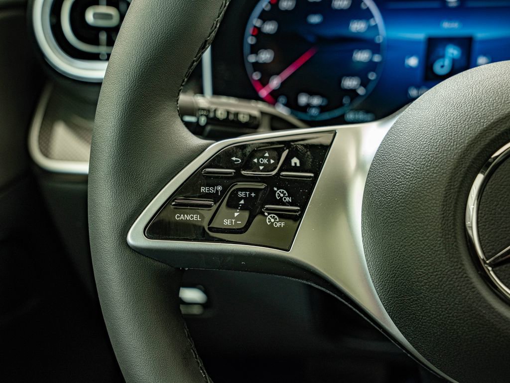 New 2026 Mercedes-Benz GLC 300 4MATIC image 18