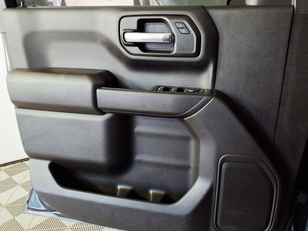 Used 2021 Chevrolet Silverado 1500 Custom image 9