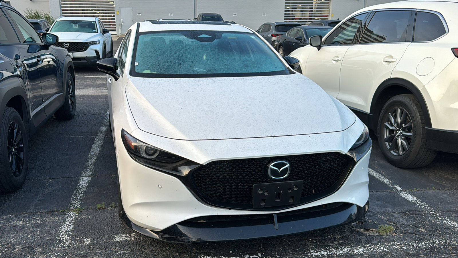 Used 2025 MAZDA MAZDA3 Hatchback w/Premium Plus Pkg AWD/4WD image 4
