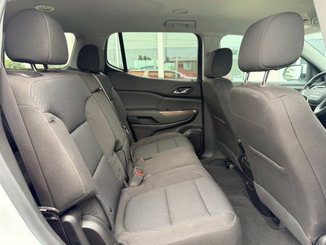 Used 2023 GMC Acadia SLE w/ LPO, Cargo Package AWD/4WD image 13