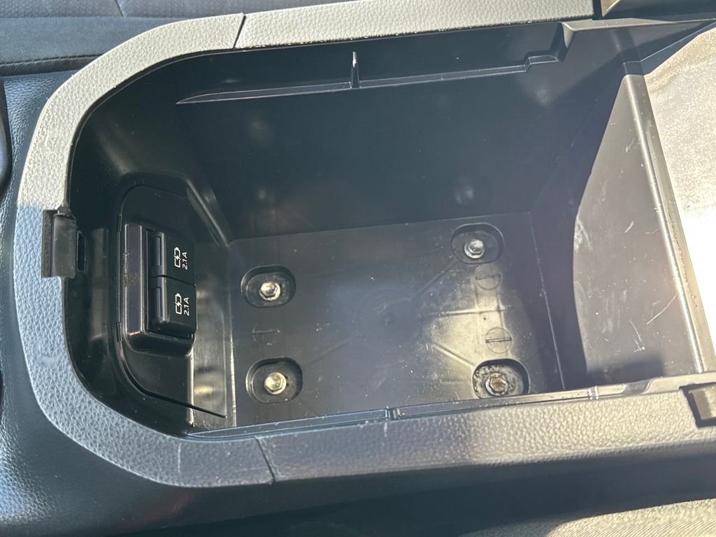 Used 2019 Toyota RAV4 XLE w/ Convenience Package image 29