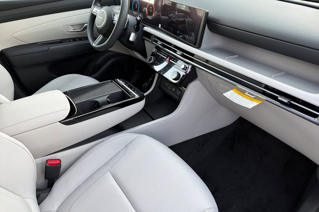 New 2026 Hyundai Tucson SEL image 14