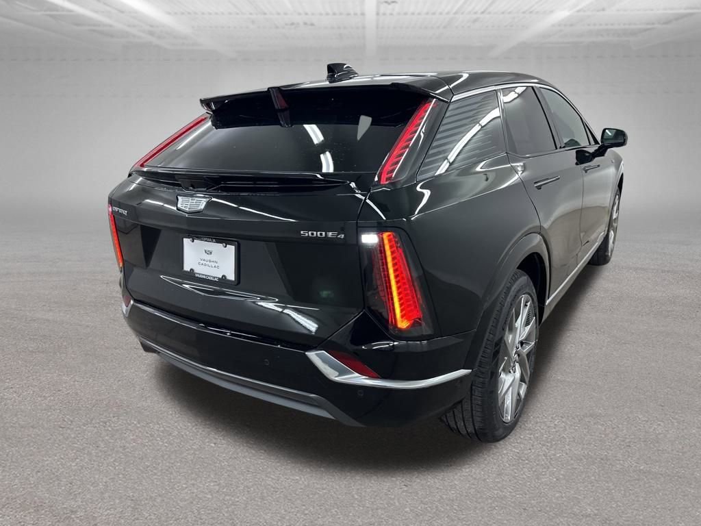 New 2026 Cadillac Optiq Luxury 1 image 11