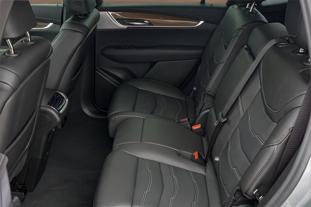 New 2025 Cadillac XT6 Premium Luxury w/ Platinum Package image 21