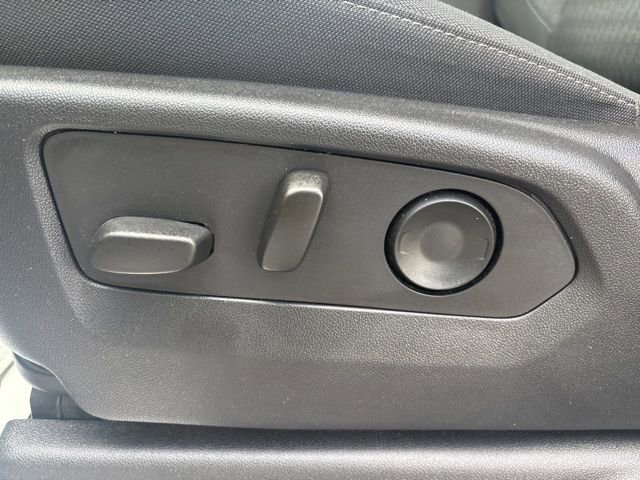 Used 2022 Chevrolet Silverado 1500 LT Trail Boss w/ Protection Package image 17