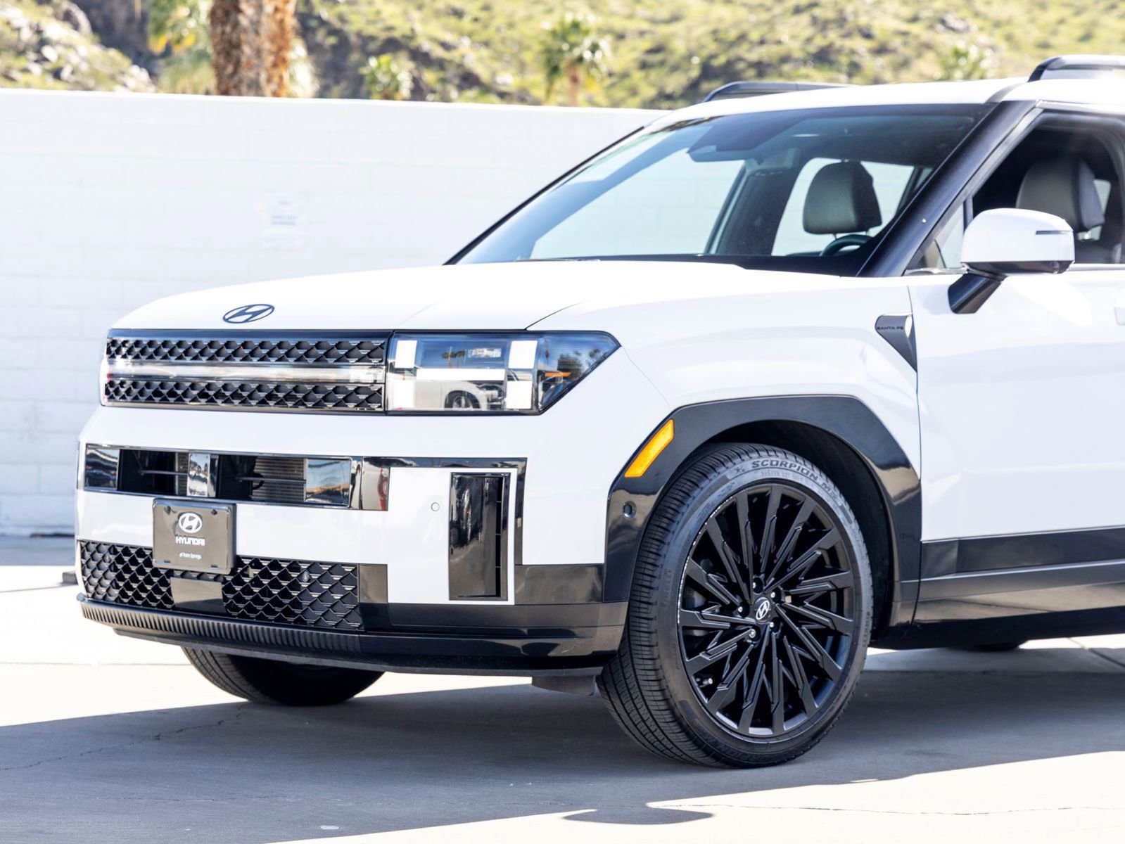 Used 2025 Hyundai Santa Fe Calligraphy image 6