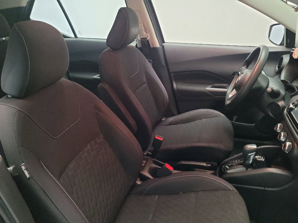 Used 2022 Nissan Kicks S FWD image 21