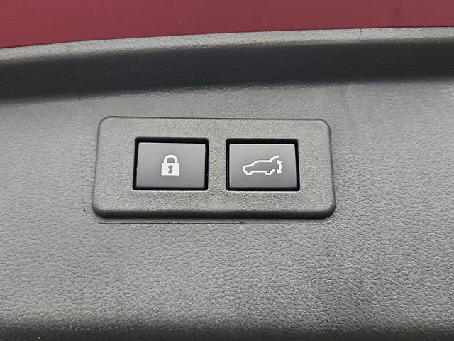 Used 2025 Subaru Outback Premium image 29